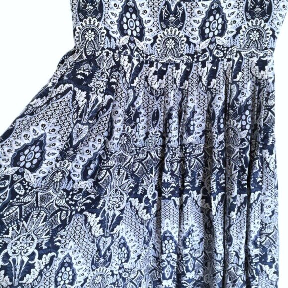 Talbots Silk Floral Print V-Neck Midi Fit-N-Flare Dress Lined Back Zip Size 12 - Picture 3 of 5